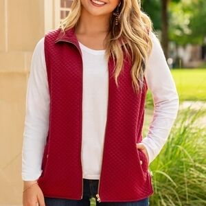 Quilted Zip-Up Vest with Pockets - Maroon